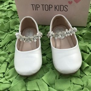 Toddler girl ivory white dress shoes